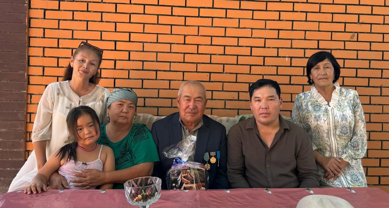 Я был в Семее, в армии"