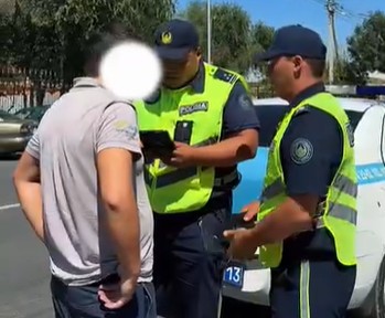 В Туркестане провели рейд, направленный на обеспечение безопасности пешеходов