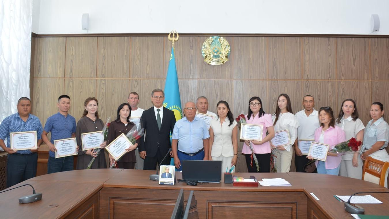 Бұқар жырау ауданында гранттар тұрғындарға кәсіп бастауға жол ашып отыр