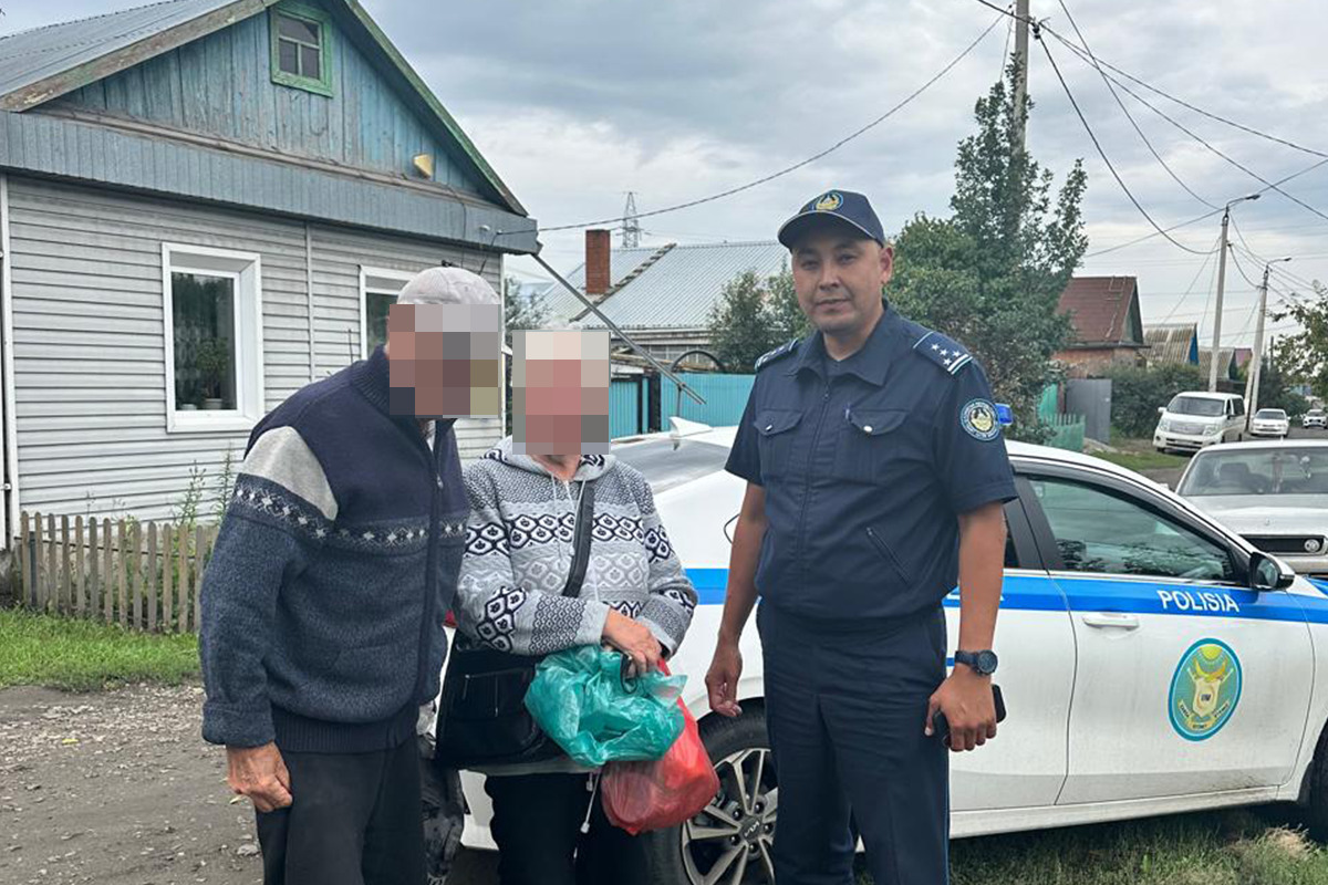 Көру қабілеті әлсіреген: Петропавлда жоғалған 89 жастағы зейнеткерді полицейлер тапты