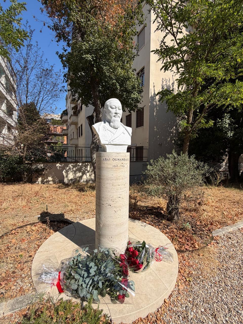 Халықтарды біріктіретін зерде:  Римде қазақ халқының ұлы тұлғасы еске алынды