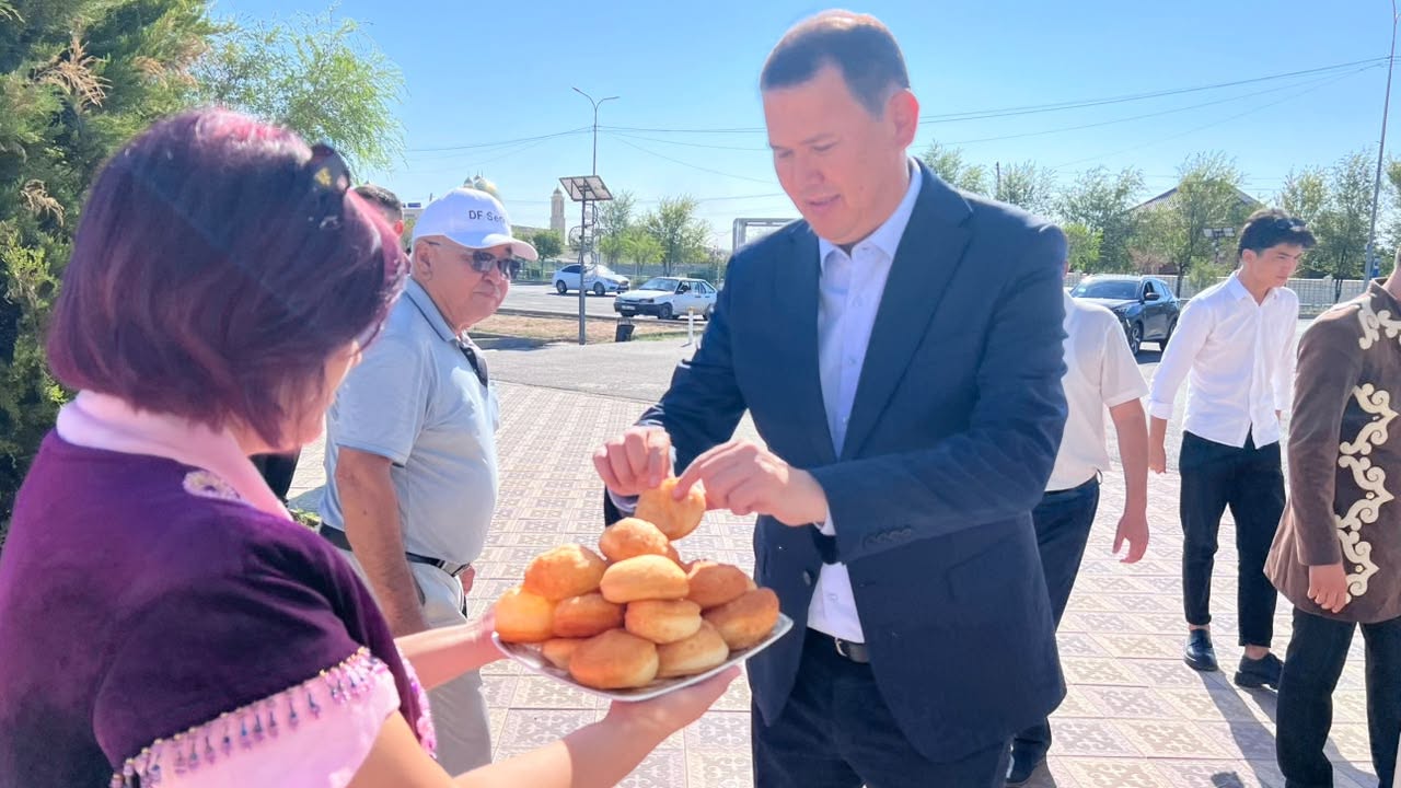 АУДАН ӘКІМІ САЯСИ НАУҚАН БАРЫСЫНДАҒЫ ЖӘРМЕҢКЕНІ АРАЛАДЫ