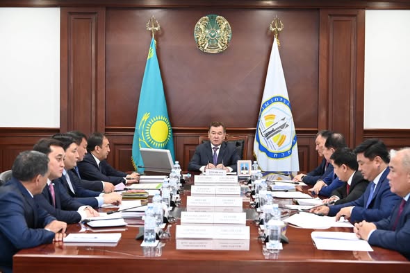 Important projects that will be implemented in the next three years were discussed