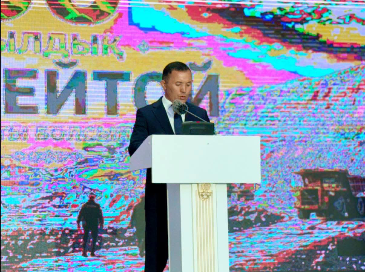 «ҚАРАТАУ» ТАУ-КЕН ӨҢДЕУ КЕШЕНІНІҢ 80 ЖЫЛДЫҚ МЕРЕЙТОЙЫ КЕҢ КӨЛЕМДЕ АТАЛЫП ӨТТІ