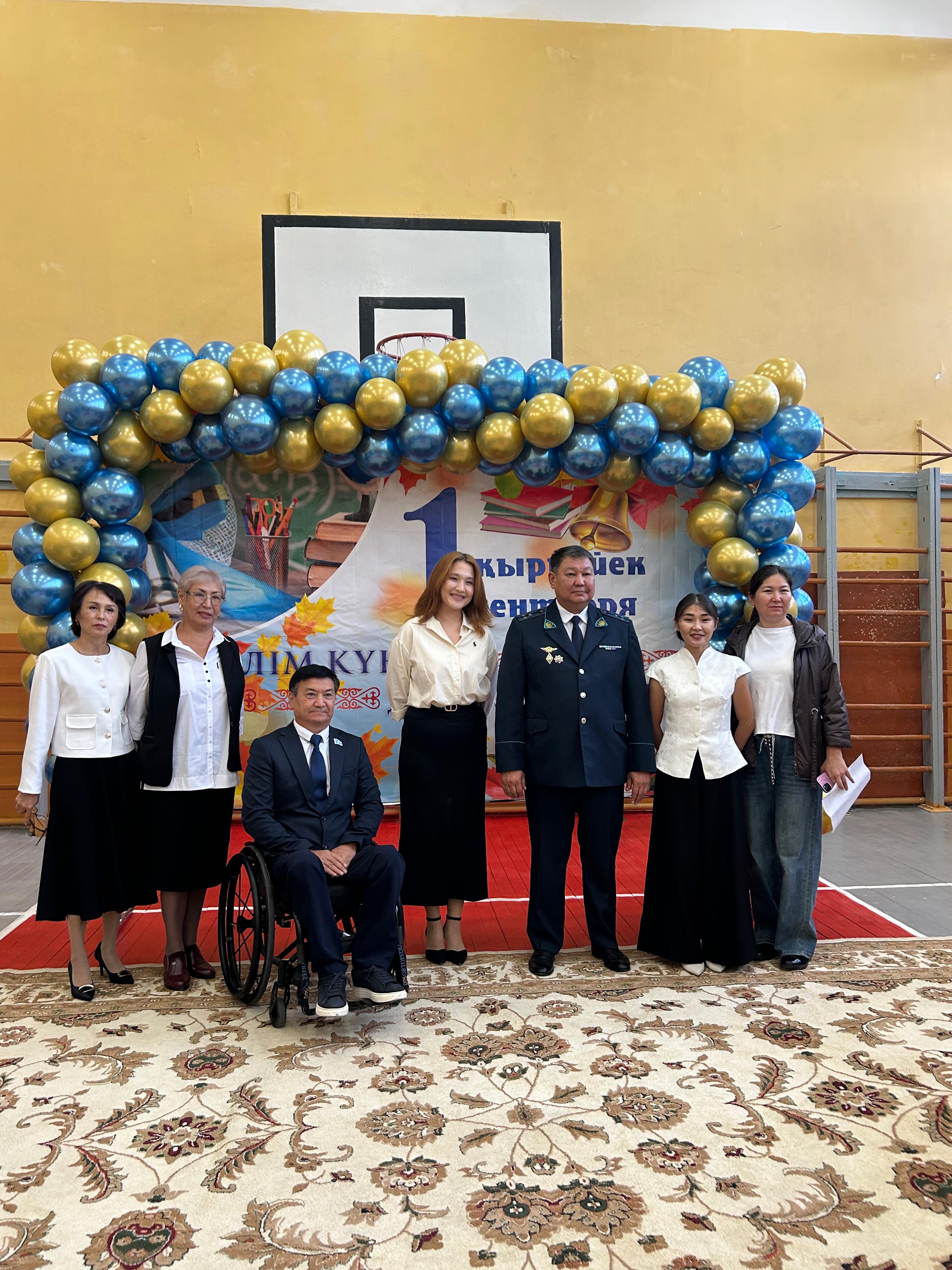 № 2 сайлау округі бойынша Целиноград аудандық мәслихатының депутаты А. Капанов Ақмол ауылы № 5 жалпы білім беретін мектебінде іс-шараға қатысты