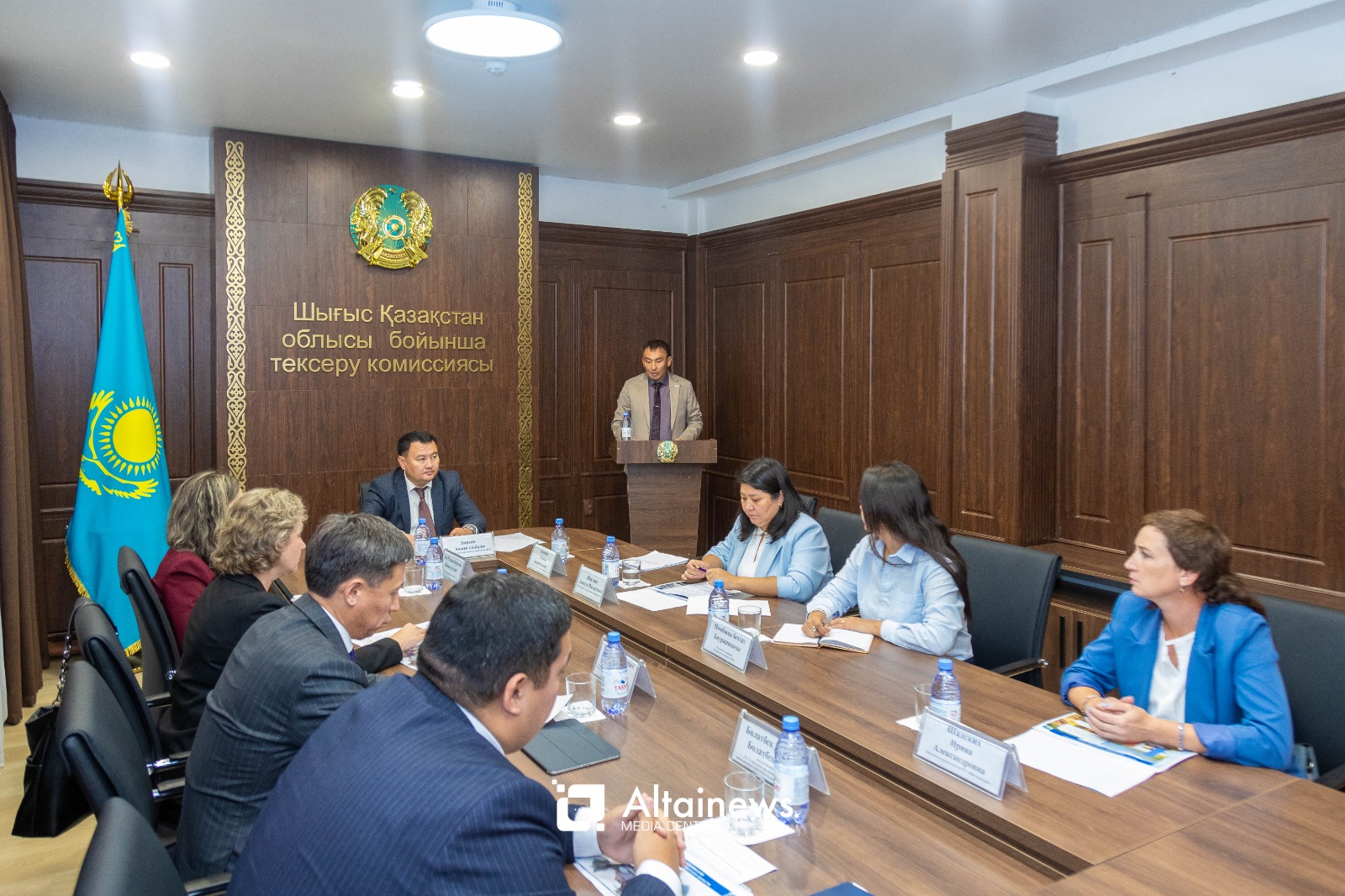 Шығыс Қазақстан облысы бойынша тексеру комиссиясының отырысы