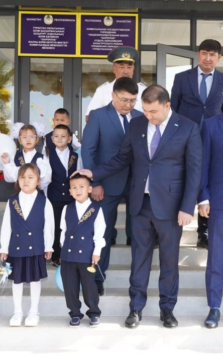 БІЛІМ КҮНІ ТҮРКІСТАН ОБЛЫСЫНДА 9 ЖАҢА МЕКТЕП ПЕН ҚОСЫМША ҒИМАРАТТАРЫ ПАЙДАЛАНУҒА БЕРІЛДІ