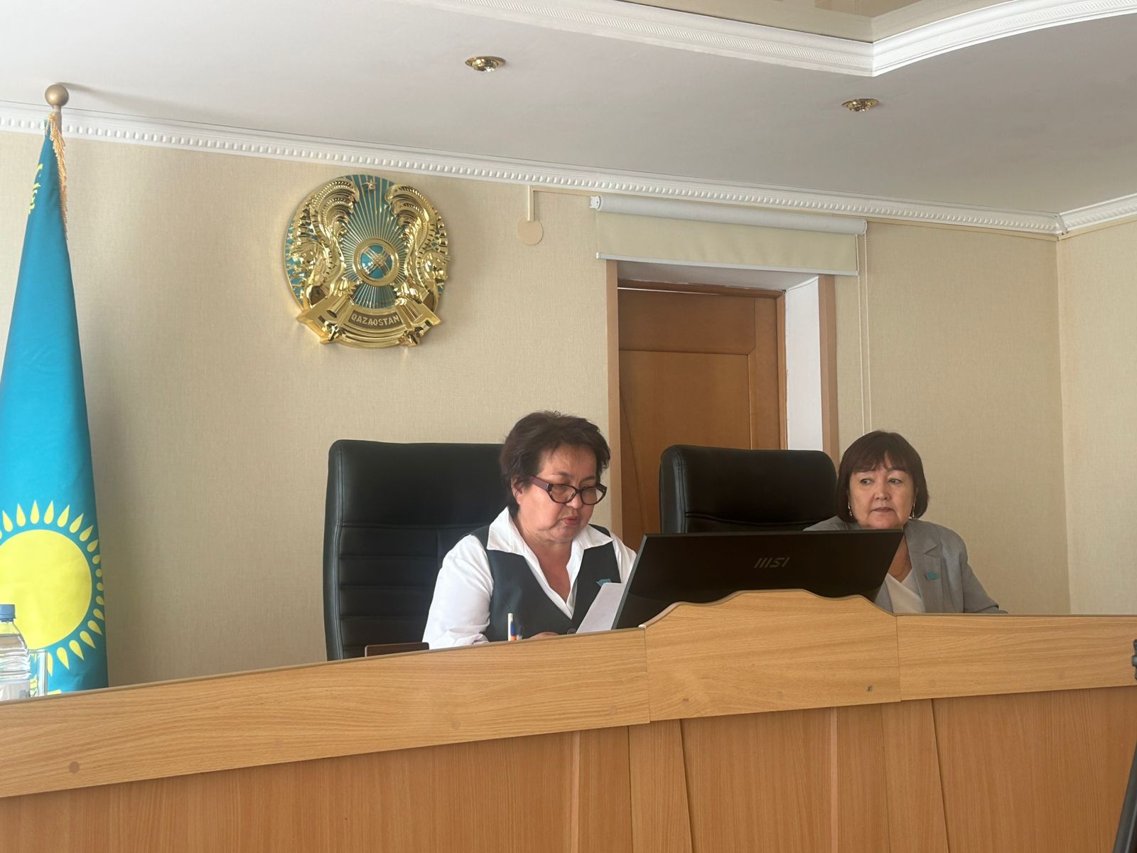 Плановое совместное заседание постоянных комиссий Алтынсаринского районного маслихата восьмого созыва под председательством депутата Б. Бидаулетовой.