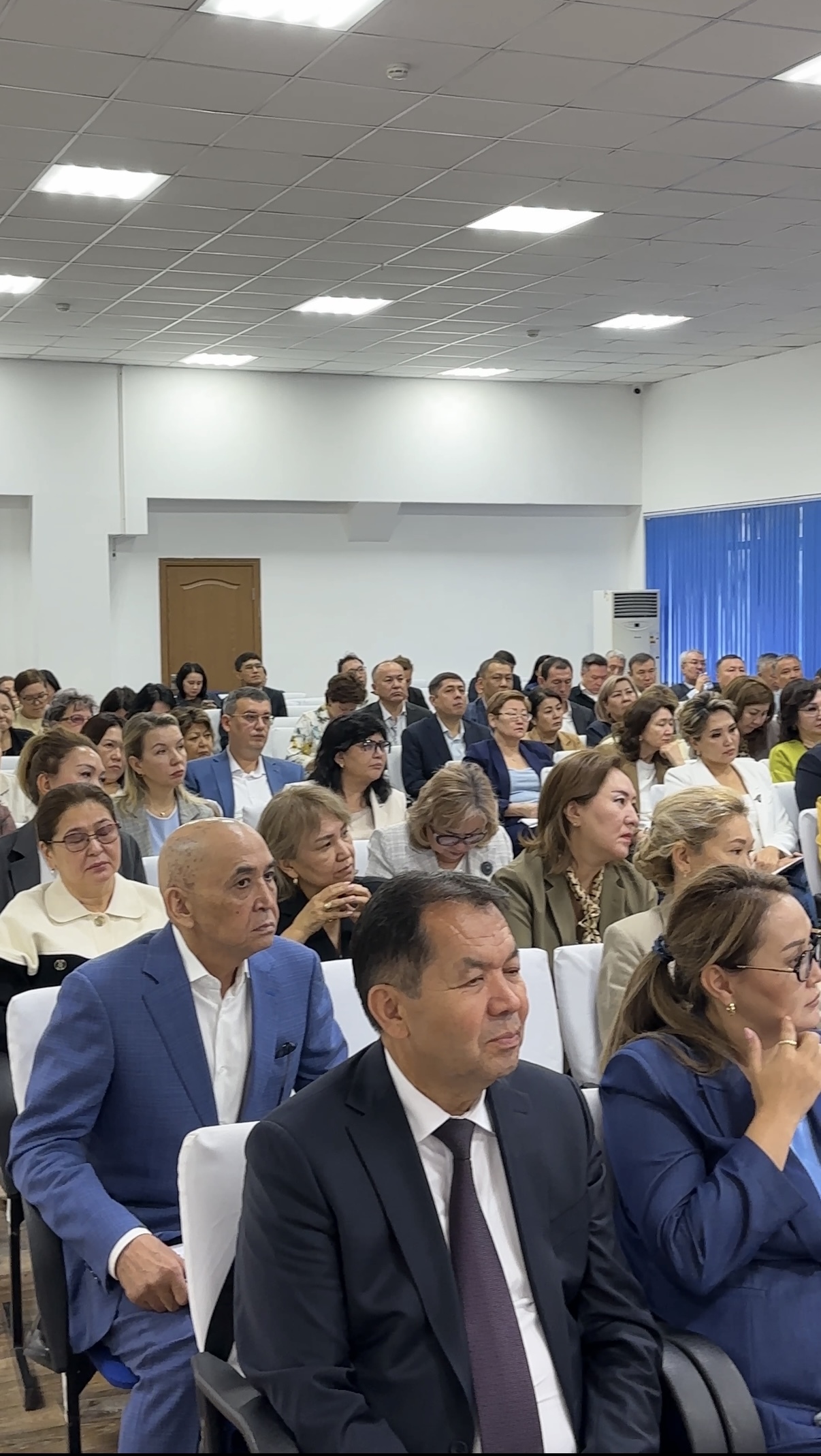 В Алматы планируют открыть ещё 8 молодежных центров здоровья