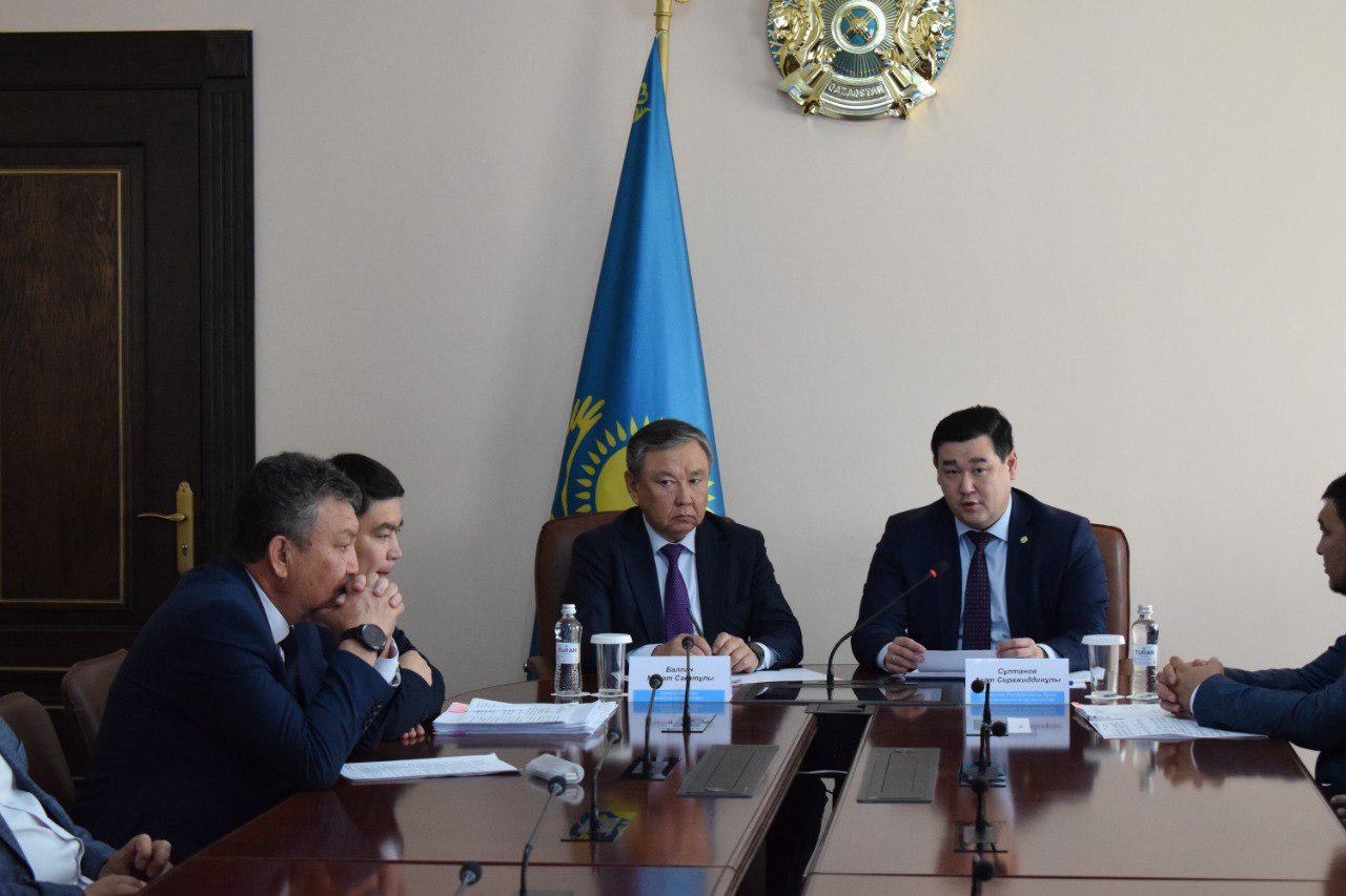 Азат Сұлтанов Ақмола облысының ауыл шаруашылығы тауарын өндірушілерімен кездесті