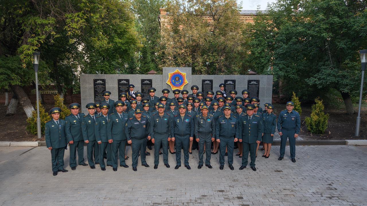 Мұрат Мұханов Көкшетауда Құтқарушылар аллеясын ашты